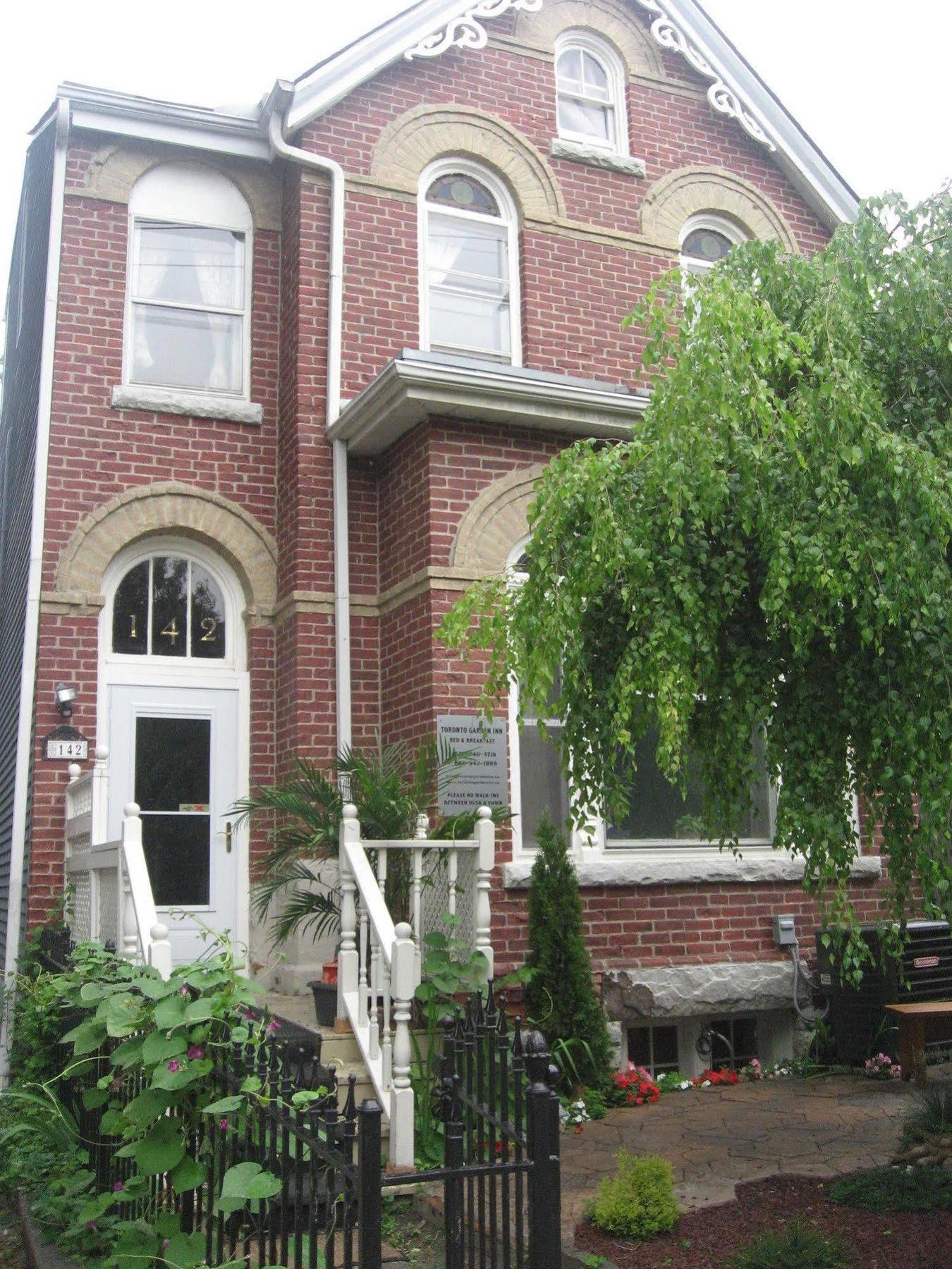 Toronto Garden Inn Zewnętrze zdjęcie